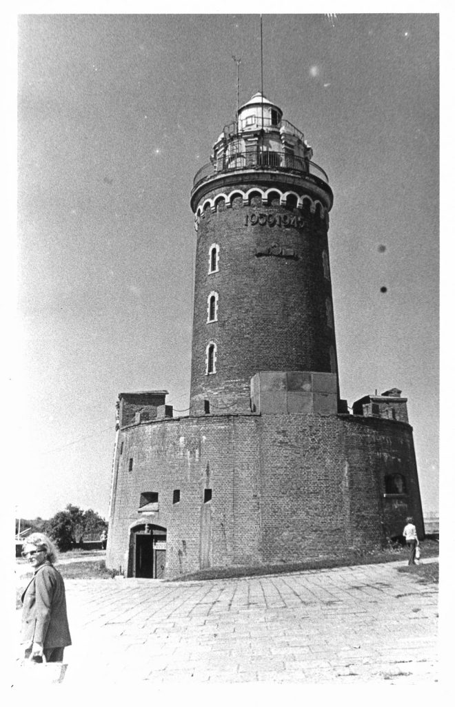 Archiwalne zdjęcie latarni morskiej w Kołobrzegu